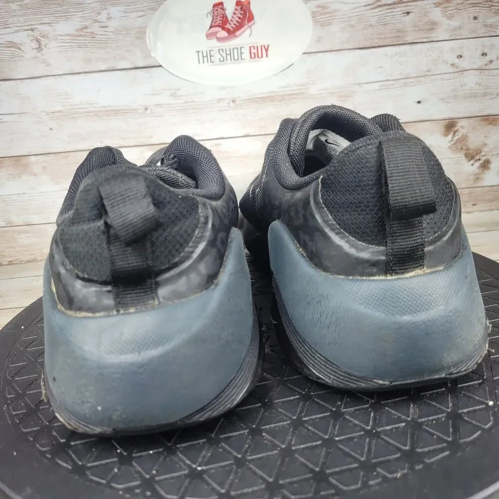 Nike Air Zoom Bella 7 Trainers Women's Size 7.5 Black Lace Up Athletic Running